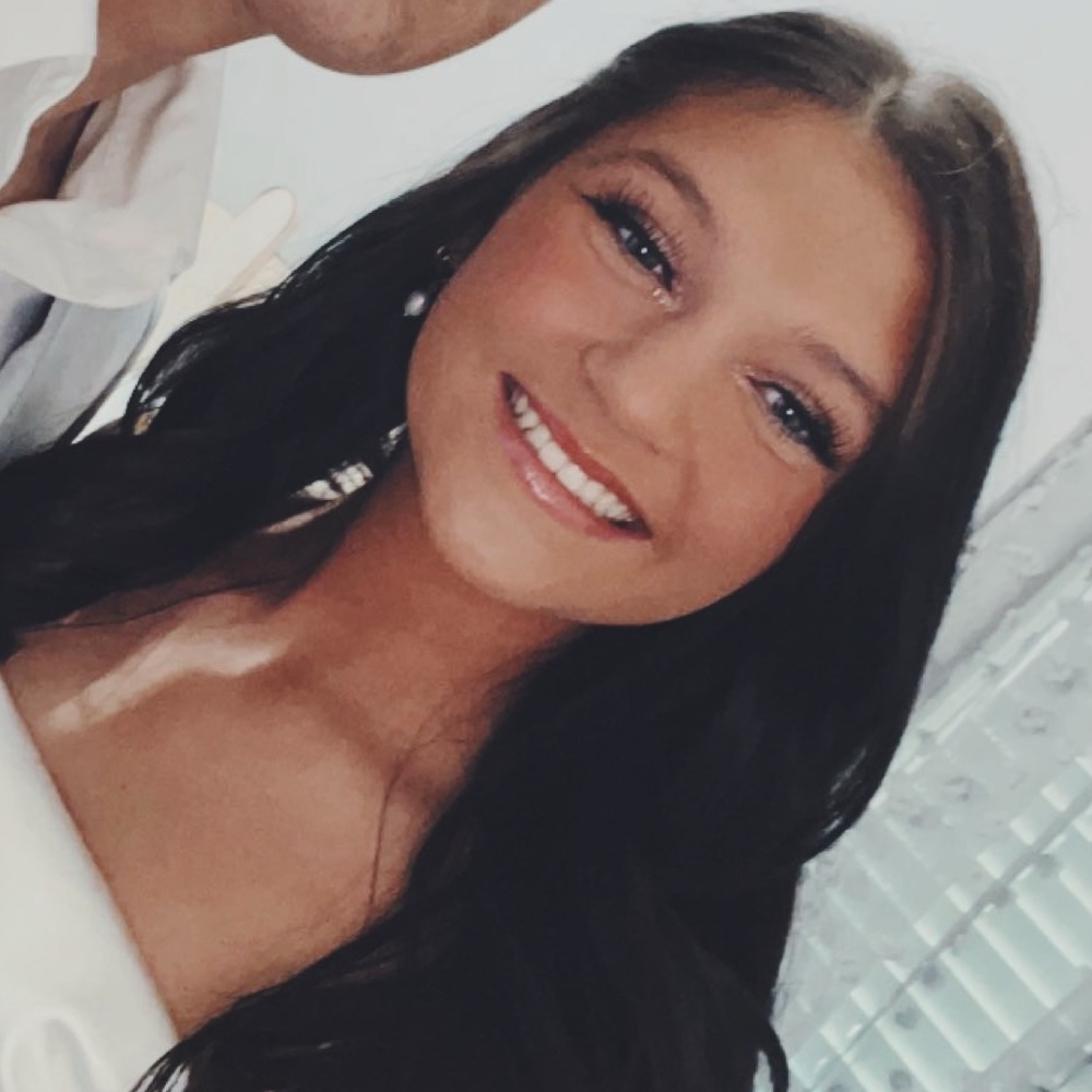 Meet your Posher, Mallory
